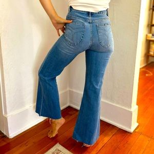 Rollas size 25 flared cropped jeans